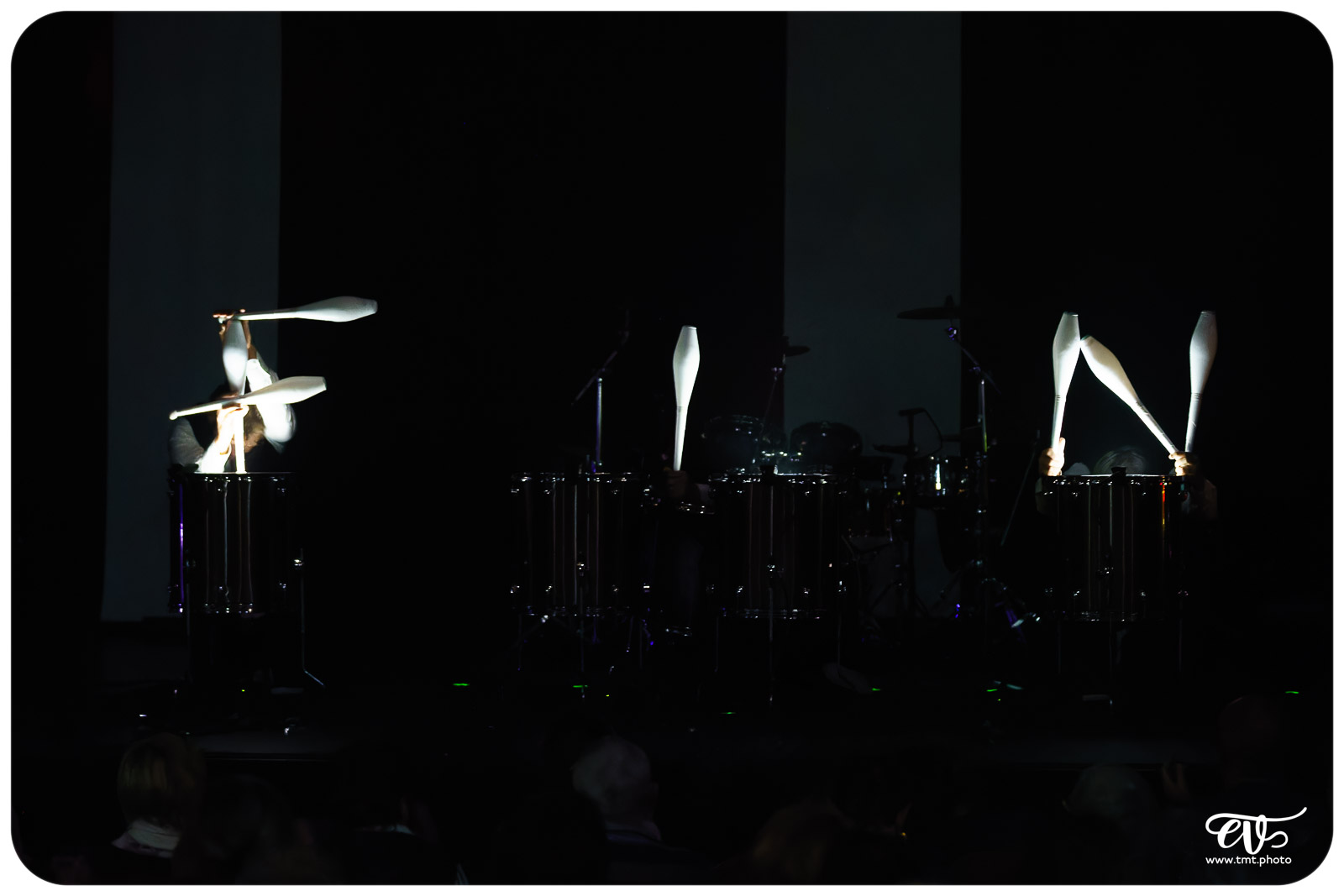 DRUM BROTHERS (LES FRÈRES COLLE)